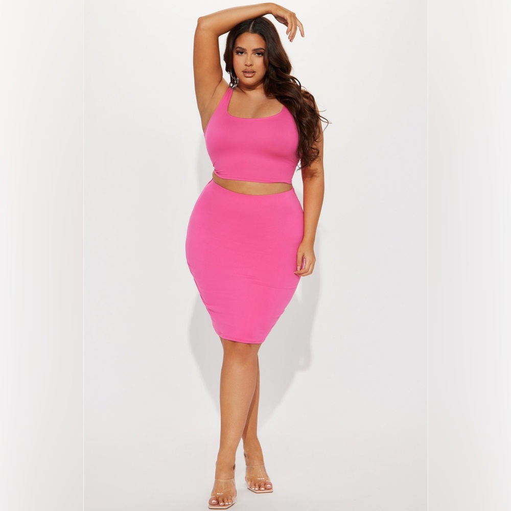 NWT Fashion Nova Midi Skirt Set - Fuschia